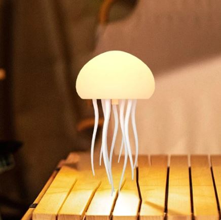 🐙 EchoJelly™ Lumina – The Sound-Reactive Jellyfish Lamp